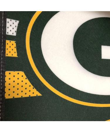 Buy Wincraft NFL Green Bay Packers Premium Wimpel - 30.5 x 76.2 cm | International Shipping Available - Buy Online on GoSupps.com