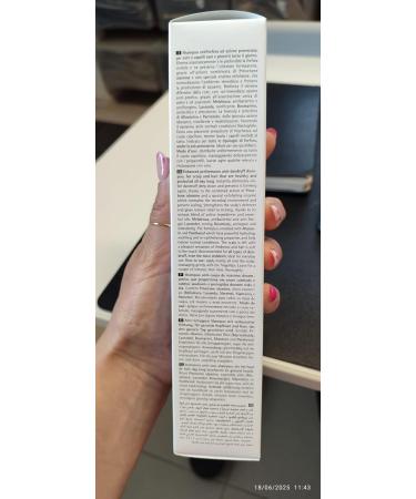 Medavita | Puroxine Shampooing antipelliculaire action instantan e 250 ml r duit les d mangeaisons et le s bum Made in Italy New Pack - Buy Online on GoSupps.com