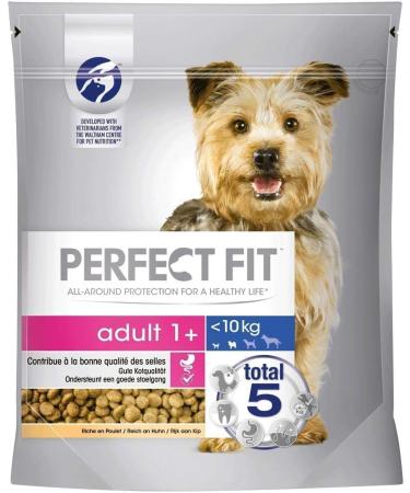 Adult 1+ Dog Food Dry food for small dogs (< 10 kg) 825 g rich in chicken to support vitality