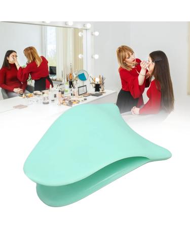 Lash Clip Applicator Green Plastic Curved Head Lash Clip Portable Daily Use Lashes Buddy Makeup Auxiliary Tool for Beginner and Professionals - Buy Online on GoSupps.com