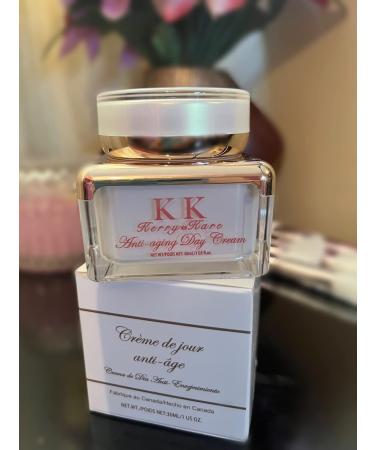 Shop Premium Anti-Aging Day Cream | Rejuvenate & Protect Skin - Worldwide Shipping - Buy Online on GoSupps.com