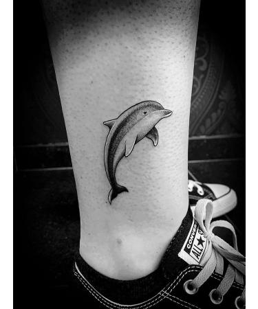 5X2Y Tattoo Tech - Long Lasting Waterproof Temporary Tattoo - Realistic Semi Permanent Design - Dolphin Theme - Buy Online on GoSupps.com
