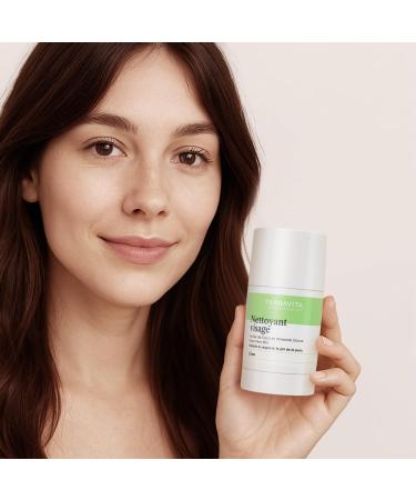 Stick Nettoyant Visage | Note Yuka 100/100 | Tous Types de Peaux | Respecte le pH de la Peau | Huiles de Coco et Amande Douce - Aloe Vera Bio - Beurre de Karit | Made in France | Terravita - Buy Online on GoSupps.com