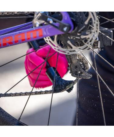 Muc Off Drivetrain Detailing Brush - Easy Grip Handle, Durable Nylon Bristles| Shop Now - Buy Online on GoSupps.com