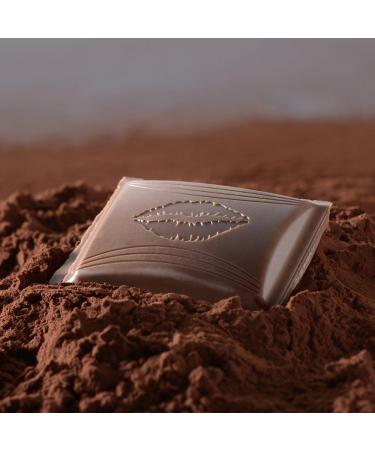  Lindt Lindt & Spr ngli Hello Strawberry Cheesecake Set of 4 x 100 g - Buy Online on GoSupps.com