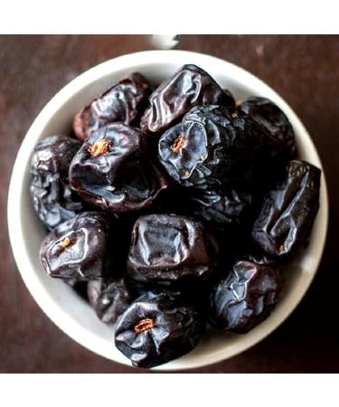 Juicy Dates Ajwa al Madinah 2020 - 1kg - Kajoor Khajoor Khejoor Khejoor Gift Set from Madina - 1kg - Buy Online on GoSupps.com