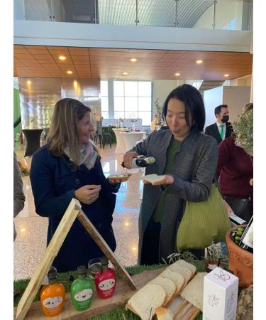 New harvest October 2025 PICUALIA Extra virgin olive oil First day of harvest Picual Limited Edition 500 ml - Buy Online on GoSupps.com