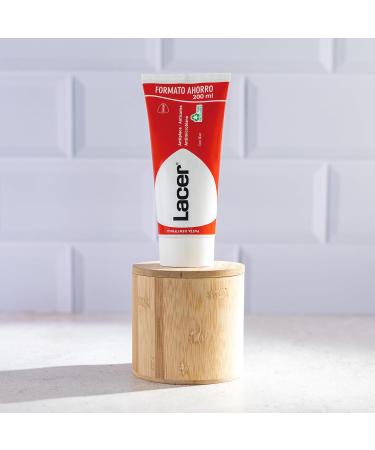  Lacer LACER - Toothpaste Pack of 2 x 200 ml prevents decay maintains healthy mouth high fluorine content prevents plaque formation strengthens enamel antimicrobial action - Buy Online on GoSupps.com