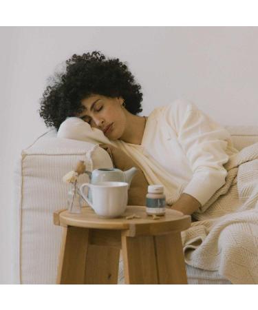 Melatonuit - Pill Box of 120 Capsules - Melatonin - Passionflower - California Poppy - Sleep Aid - 100% Natural - No Addiction - Made in France Natevio - Buy Online on GoSupps.com