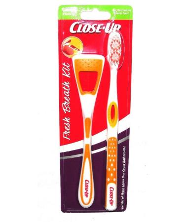 Close Up Fresh Breath Tongue Teeth & Cheeks Triple Action Soft Bristles Orange Cleaning Kit