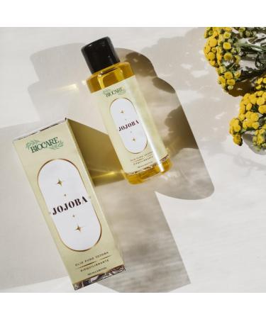 PURE JOJOBA RELAXING OIL - Prevents dehydration and regulates the production of sebum in oily skin - Anti-aging and toning action - 250 ml - Biocare - Made in Italy - Buy Online on GoSupps.com