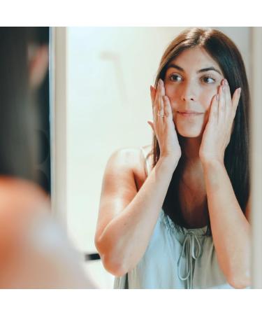 Nordic Cosmetics Vegan AntiWrinkle Night Cream for Radiant Skin with Vitamin E 45 ml dermatologically tested with highquality VERY GOOD Cruelty Free Cosmetics - Buy Online on GoSupps.com