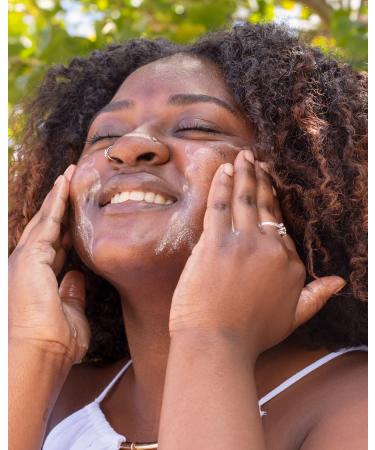 Kuumba Made Honey Facial Cleanser 5.4 fl oz | Gentle & Soothing Cleanser for All Skin Types International Shipping Available - Buy Online on GoSupps.com