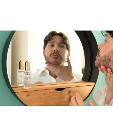 Hydrating Booster Serum with a lifting effect ideal for treating particularly scarred skin. Perfect for the eye and lip contours but ideal for the entire face. - Buy Online on GoSupps.com