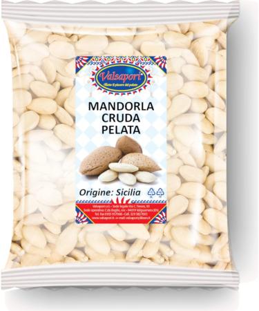 HOME LINE Valsapori - RAW ALMONDS Scalded and peeled - 100g envelope - Origin: Sicily | Raw Italian almond unroasted - Whole peeled almond Dried fruit snack Rich in fiber and vitamins