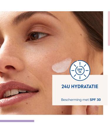 Beiersdorf AG NIVEA Essentials Nourishing Day Cream Facial Cream Dry skin SPF 30 Facial care with Almond Oil and Shea Butter 50 ml - Buy Online on GoSupps.com