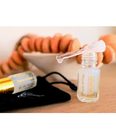 Maison d'Orient Vanilla Musk Perfume Oil in Arabian Bottle with Applicator and Pouch for Weddings Parties and Baby Showers 0.1 Fl Oz (Pack of 1) - Buy Online on GoSupps.com
