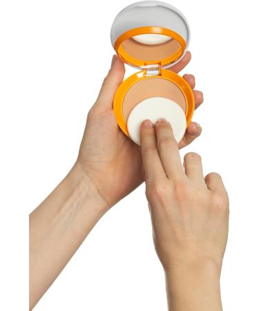 Cantabria Labs Heliocare Oil Free Pearl SPF 50 Advanced Photoprotection with Color Antioxidant Compact Size Matte Finish for Combination or Oily Skin 10g - Buy Online on GoSupps.com