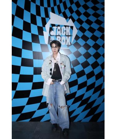 J-HOPE - Jack In The Box Weverse Album + Free Gift | Shop Now - Buy Online on GoSupps.com