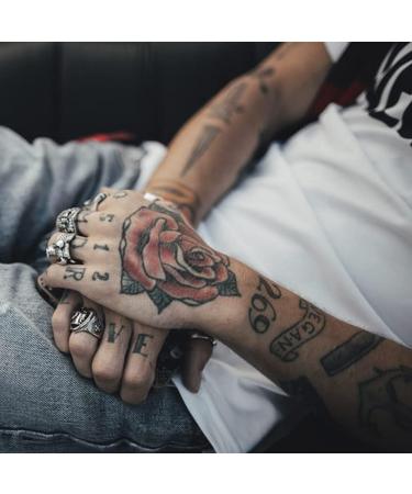 BALM TATTOO - Cr me Soin Tatouages - Balm Tattoo Original - Tattoo Aftercare - Absorbtion Rapide - Facilite la Cicatrisation et Gu rison des Tatouages - Tatouages Clairs et Sains - 30 gr - Buy Online on GoSupps.com