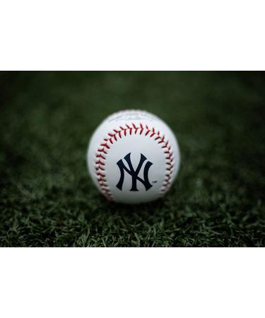 Rawlings Official MLB Team Logo Baseball - New York Yankees | Authentic MLB Merchandise - Buy Online on GoSupps.com