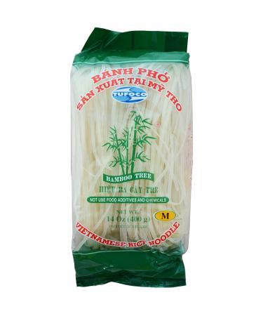 Bamboo Tree Wide Rice Vermicelli: Banh Pho 5mm - Bamboo Tree 400g