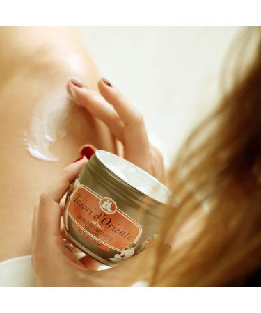 Tesori d'Oriente Crema Corpo Fior di Loto e Shea Body Cream with Lotus Flower and Shea 300 ml + 1 x Felce Azzurra Talcum Powder 100 g Pack of 6 - Buy Online on GoSupps.com