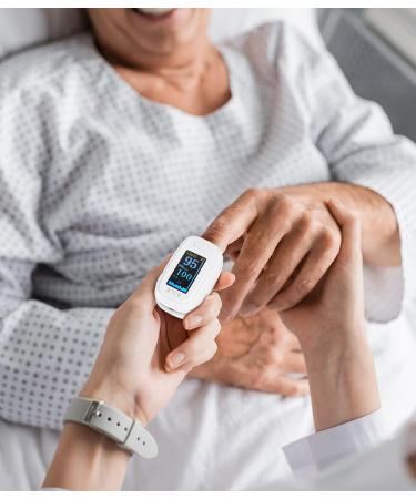 Pulse Oximeter - AILE Compact Fingertip Oxygen Meter | Blood Oxygen & Heart Rate Monitor with Color Screen | Includes Batteries for Home & Athletic Use - International Shipping Available - Buy Online on GoSupps.com