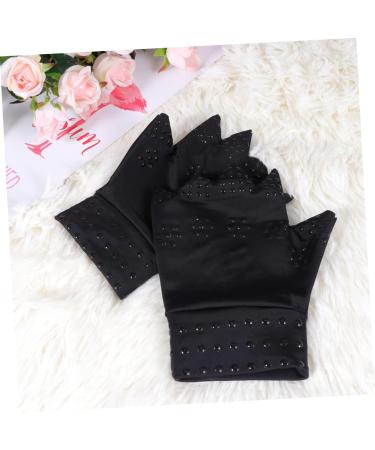 3 Pairs Half-Finger Magnetic Therapy Gloves | Protective Anti-Gloves for Maximum Comfort - Buy Online on GoSupps.com