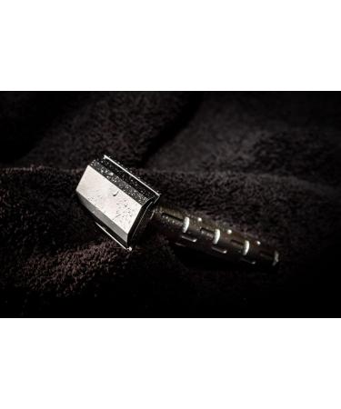 Shop The Goodfellas Smile Stainless Steel Safety Razor | Syntesi Syntese - Premium Quality for a Close Shave - Buy Online on GoSupps.com