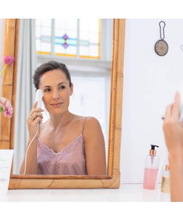 Silk'n FaceTite I Anti-ageing device with serum I Wrinkle reduction and skin smoothing I Homecare device I White - Buy Online on GoSupps.com