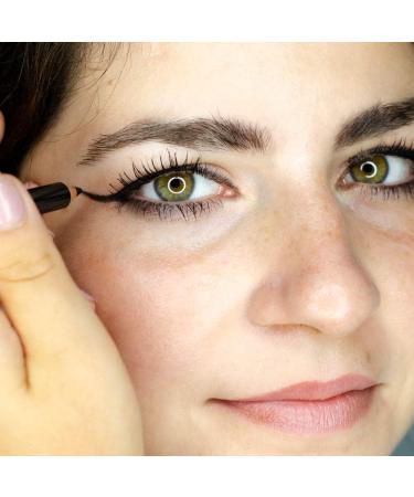  CAMALEON Camaleon Cosmetics 1 x Black Eye Pencil 1.5 g - Buy Online on GoSupps.com