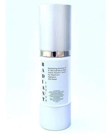 Revitalizing Renewal of 97.5% Snail Mucin with Potent Vitamin C and E For Maximum Hydration