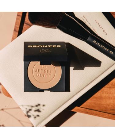Bronzer Dr. Jetske Ultee | Natural Radiance & Subtle Glow | Nourishing Shea Butter & Jojoba Oil | International Shipping Available - Buy Online on GoSupps.com