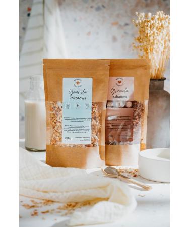  Manufaktura Dobry Orzech Natural Cocoa Granola (250g) - Buy Online on GoSupps.com