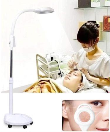 Professional Floor Lamp - 5 Wheel Rolling Base Reading Magnifier Light with Gooseneck - for Professional Tasks and Crafts - Full of Stars - Buy Online on GoSupps.com