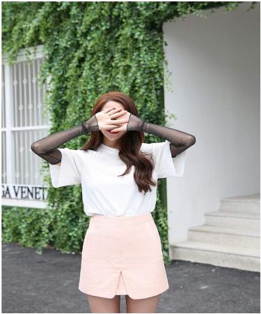 Buy Women's Cooling Arm Sleeves - Anti-UV Breathable Protection for Cycling & Golf | 2 Pairs - Buy Online on GoSupps.com