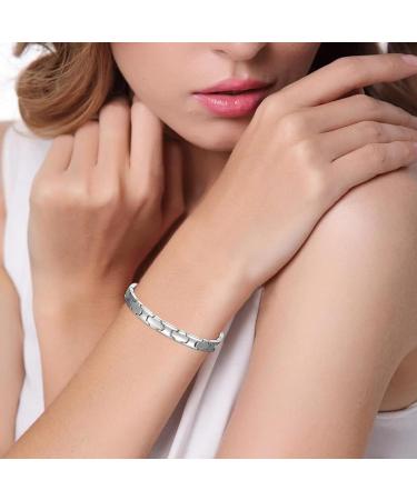 Yinox Super Magnetic Men's Titanium Bracelet with 8 NDFEB Magnets - Perfect Gift in High-Quality Box (20.5 cm) - Buy Online on GoSupps.com
