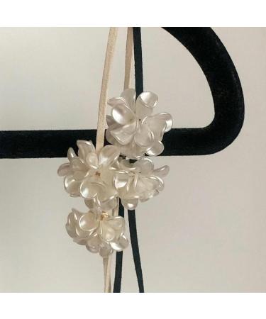 Buy Oralgo's Irregular Flower Trailer Collar Necklace | Adjustable Black Flower Neck Chain with Colorful Pearls - International Shipping Available - Buy Online on GoSupps.com