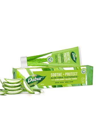 Dabur Dabur Organic Aloe Vera Toothpaste - Helps prevent cavities - Made with plant extracts - 100g