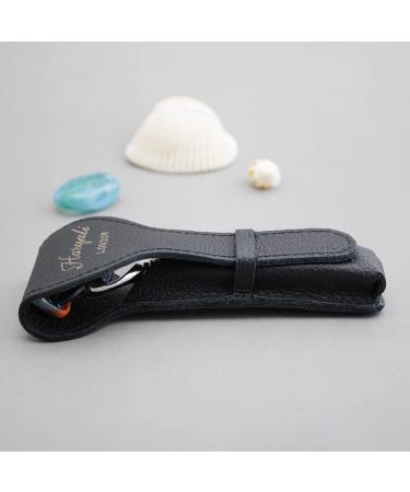Premium Wooden Men's Razor with 5 Blades & Leather Bag - Ideal for Wet Shaving & Perfect Gift for Men - Buy Online on GoSupps.com