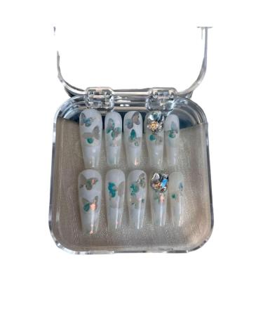 Temperament-enhancing manicure hand-wearing a frosted white butterfly product.(XS)