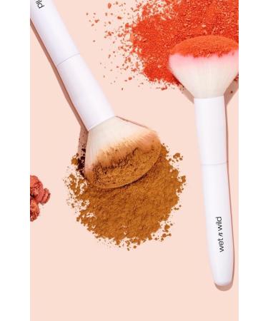 Wet N Wild Make Up Brush Flat Brush - 10 Gr - Buy Online on GoSupps.com