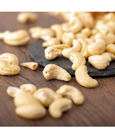 Bio Cashew Nuts 1kg | 100% Natural & Plastic-Free | S ssundclever.de - Ecological & Sustainable Packaging - Buy Online on GoSupps.com