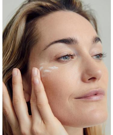 Beiersdorf NIVEA Q10 Smoothing Extra light antiwrinkle day cream SPF 15 50 ml - Buy Online on GoSupps.com