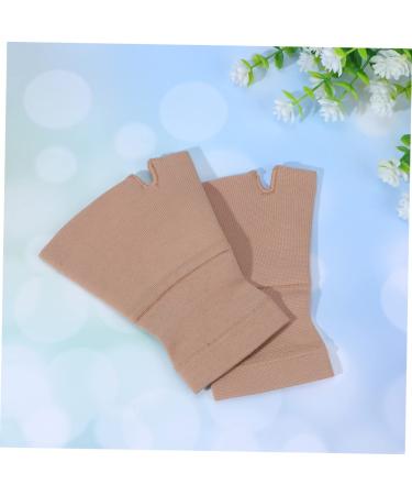 Mobestech 4 Pairs Compression Wrist Wraps - Sports Sleeves & Thermal Gloves for Workout Carpal Tunnel Relief and Boxing Brace - Ultimate Hand Support - Buy Online on GoSupps.com