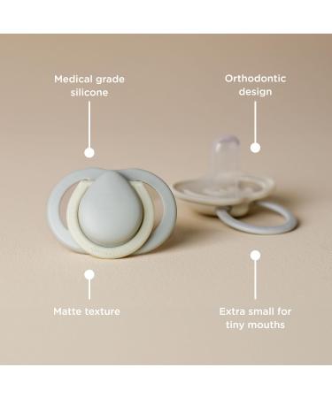 Tommee Tippee Newborn Soothers 0-2 months | Matte Texture | Reusable & Steriliser Pod | 6 units - Buy Online on GoSupps.com