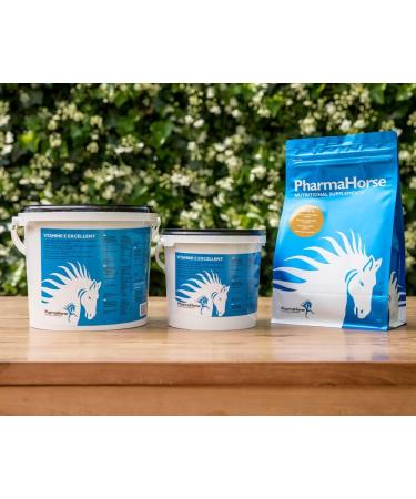 PharmaHorse Vitamin E+ | High-Dose Antioxidant with Selenium | 1000g - Boost Your Health Internationally - Buy Online on GoSupps.com