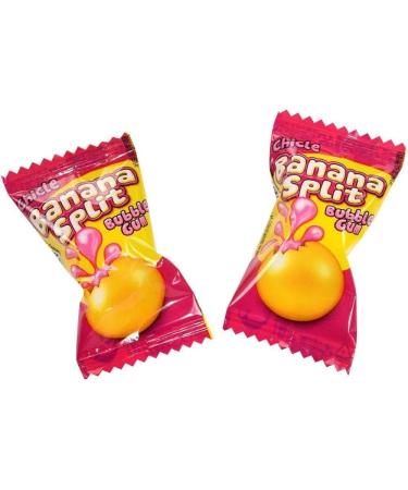 Fini Banana Split Bubble Gum Chicle - Banana Flavour Bubble Gum Balls with Strawberry Flavour Liquid Fill. (100 counts) - Buy Online on GoSupps.com