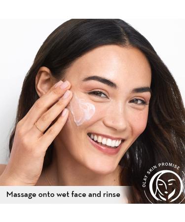 Olay Vitamin C & Black Charcoal Detox Face Scrub 4.2 oz - Buy Online on GoSupps.com